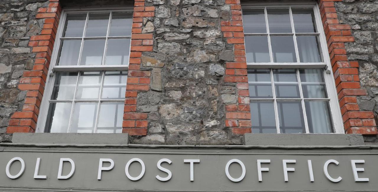 Hotel Old Post Office Slane Exterior foto